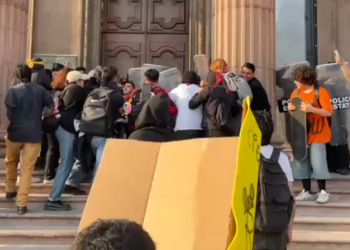 Vinculan A Activista Por Protesta Contra Tarifazo En NL: Ahora Acosan a Familia (Actualizado)