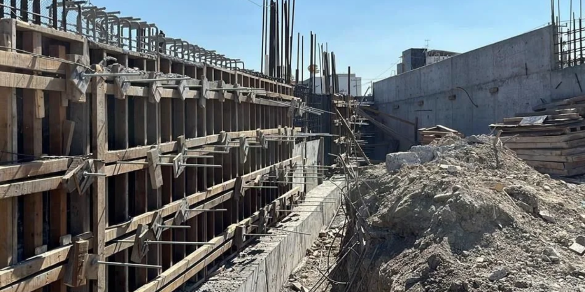 Obras Del Metro - La Razón Nl