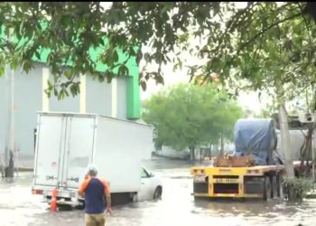 Fotografía De Inundación En Zona Metropolitana De Monterrey - La Razón Nl