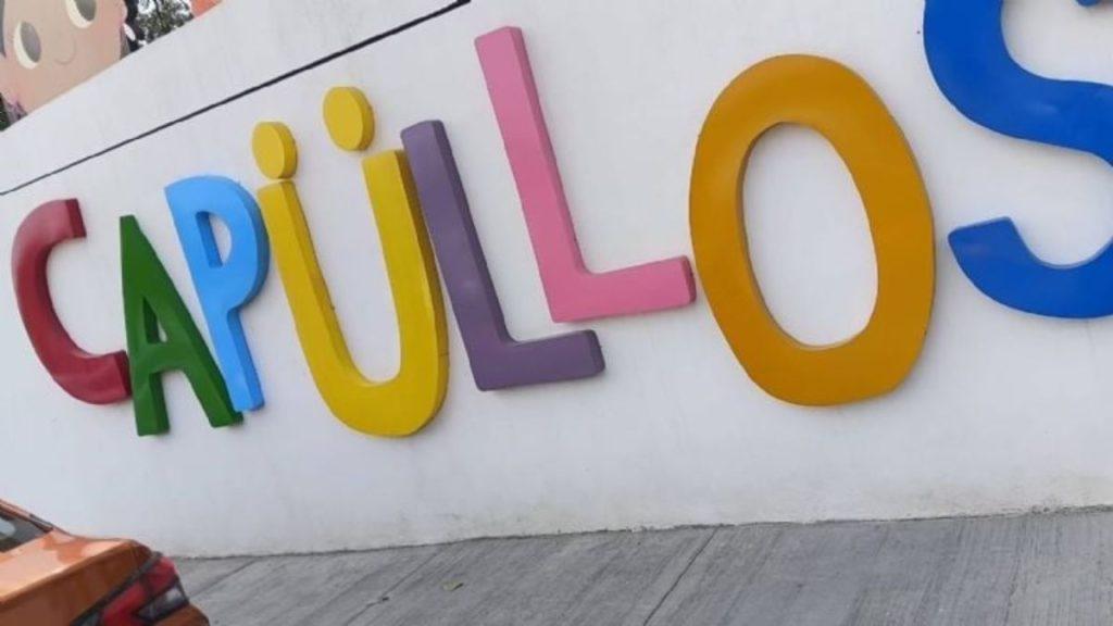 Reyna-chavez-denuncia-agresiones-contra-su-hijo - La Razón Nl Colorful 3d Letters Spelling a Word on a White Wall, with a Parked Orange Car in the Lower Left. - La Razón Nl