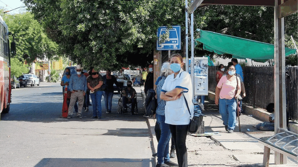 Temperaturas Extremas En El Transporte Público - La Razón Nl