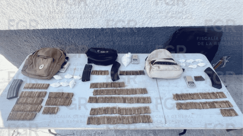 Cae Trio Con Droga - La Razón Nl Detención De Tres Personas En Juárez Por Posesión De Droga - La Razón Nl